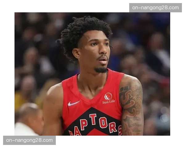 湖人队训练营展示全新五小终结阵容，哈姆强调空间与换防速度