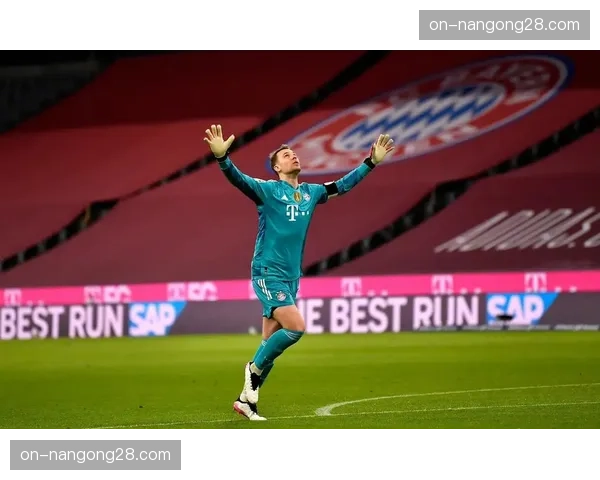 诺伊尔状态起伏成拜仁隐患，关键失误送礼皇马